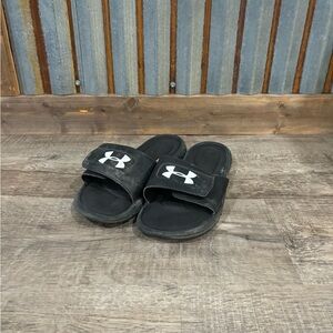Under Armor Size 10 Slides